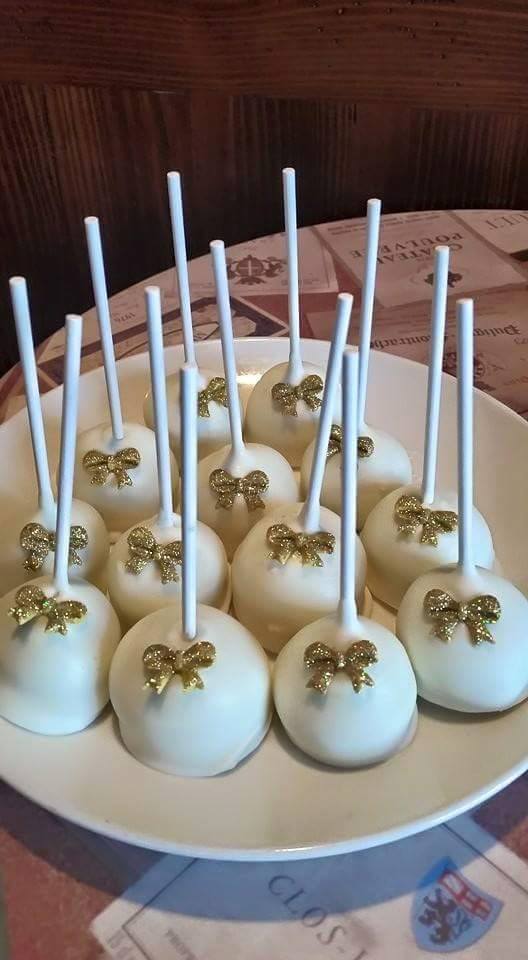 cake_pops_bakery_denton_tx_hts Heavenly Taylored Sweets